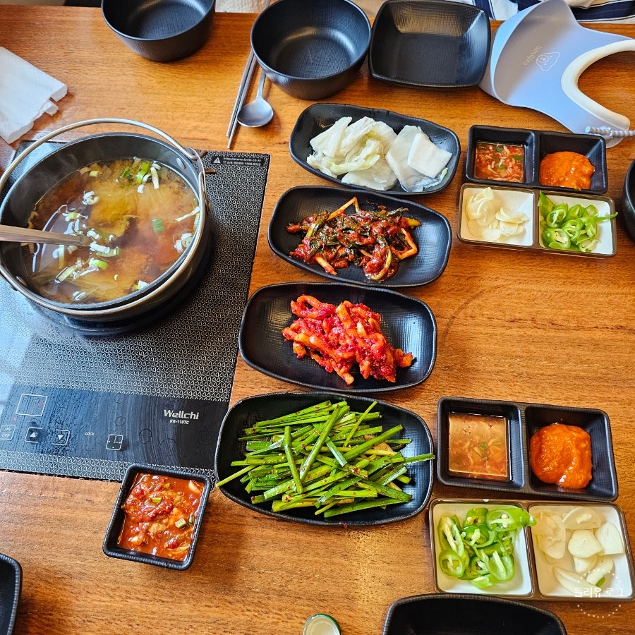 백년족발보쌈 근화점 사진 3