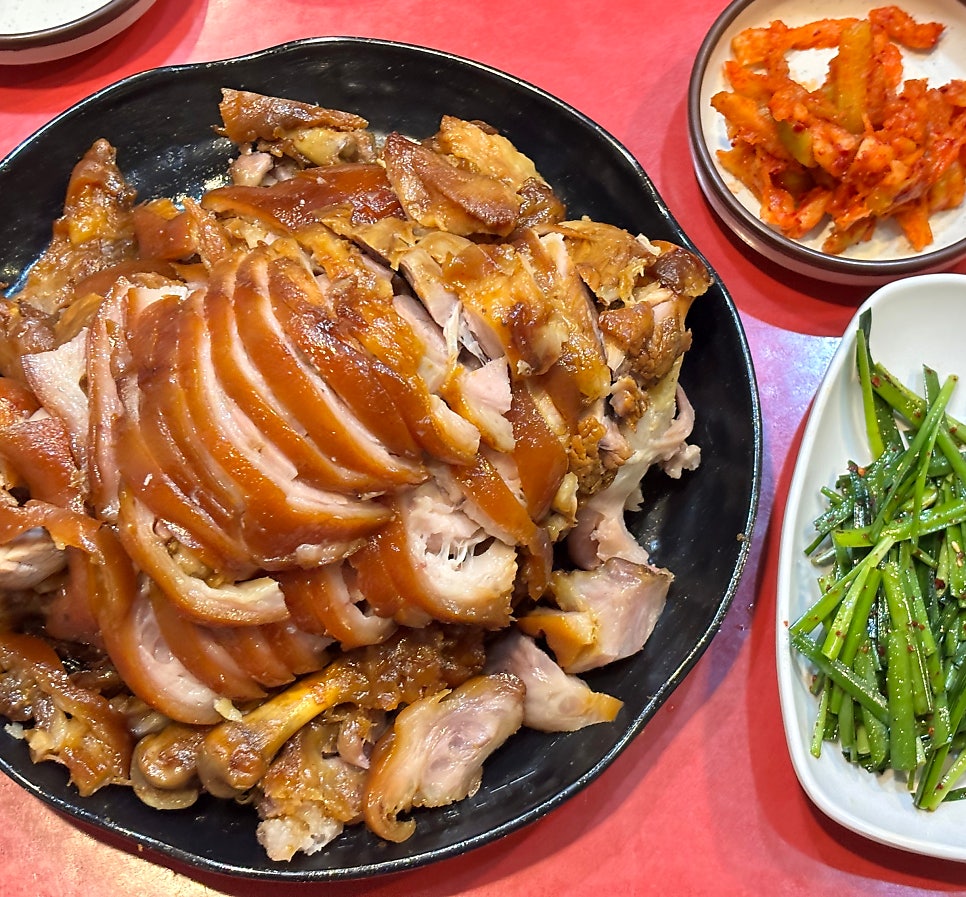 토실토실왕족발 사진 1