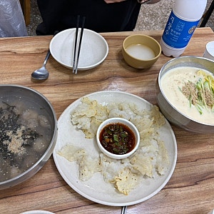 양양시장 맛집 오뚜기식당 콩국수 감자전 감자옹심이 후기