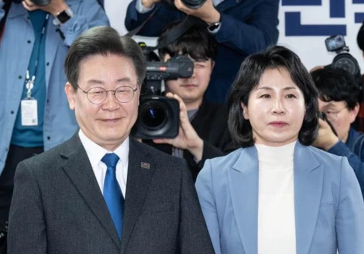 격려" <b>김혜경 여사</b>, '꿈의 <b>오케스트라</b>' 현장 방문…민생·문화... 