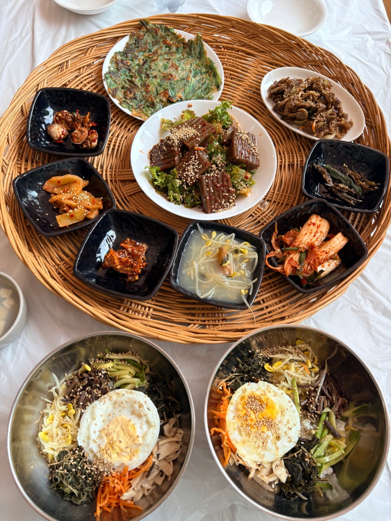 사천 애견동반 여행 건강한 한끼 식사 다솔사 소나무집 식당 한식 추천
