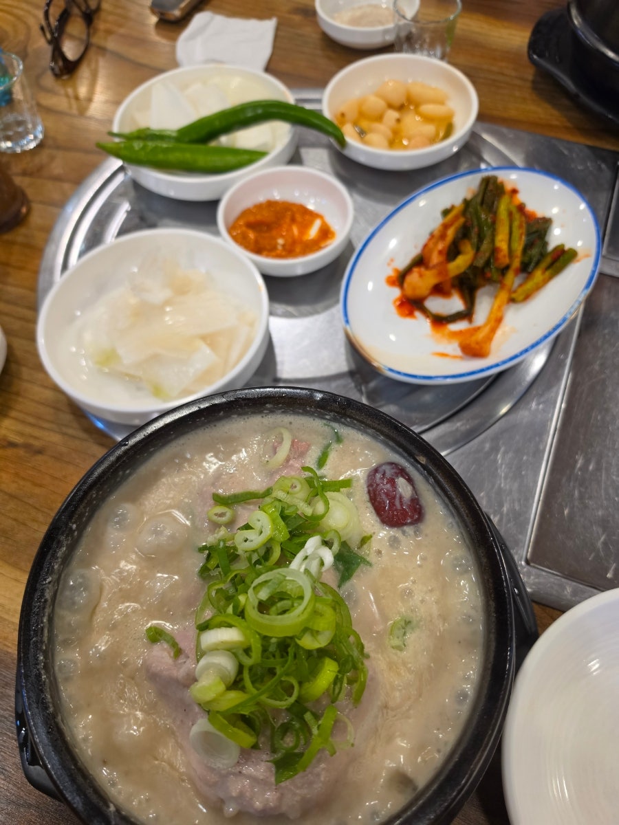 아재한방능이삼계탕 사진 3
