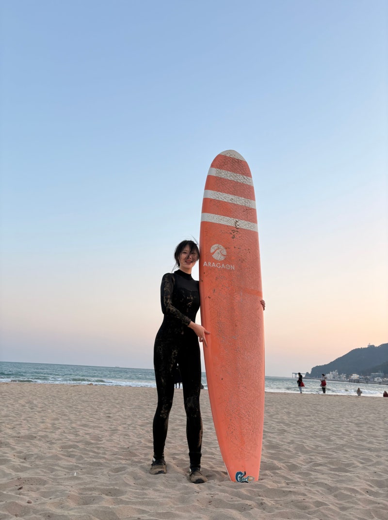 [부산 2일차] 나도 했다...서핑!! 부산 송정 서핑 초심자 후기♀️/서핑 준비물/땡스포세이돈/....