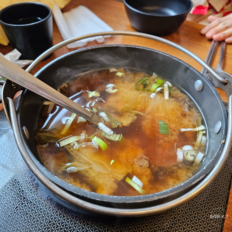 백년족발보쌈 근화점 사진 2