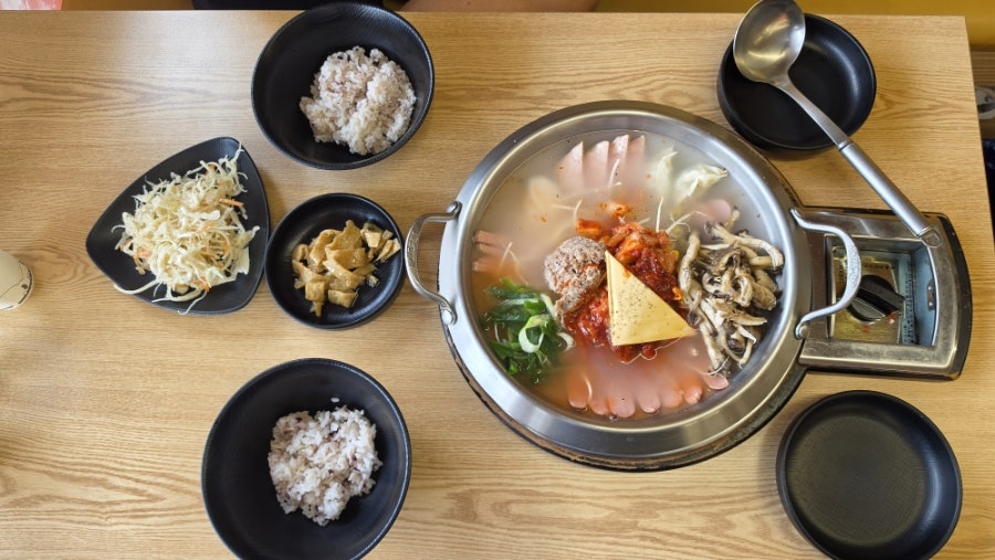 쉐프의부대찌개 안양만안점 사진 6