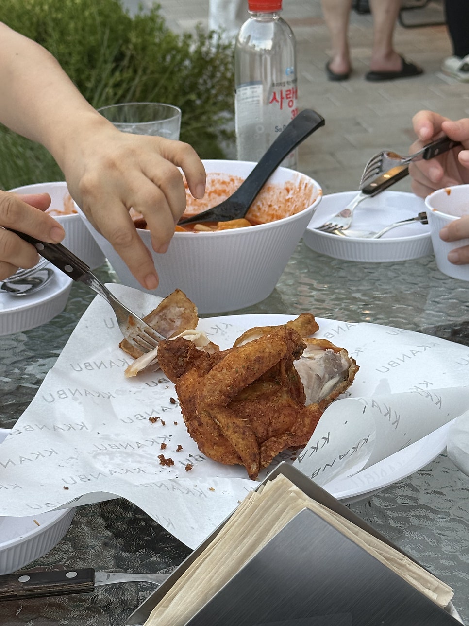 깐부치킨 고산점 사진 3