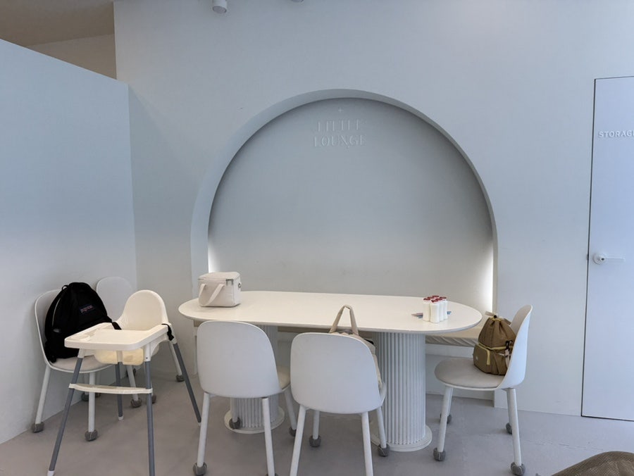 리틀라운지 제주점 사진 4
