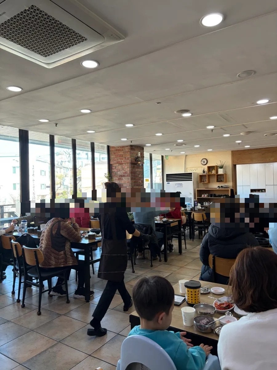 동춘사골순대국 서구청점 사진 6