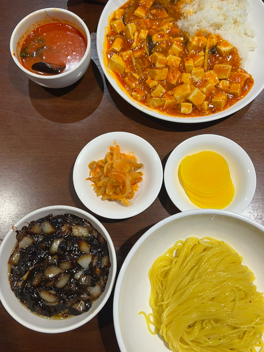 채홍 사진 1