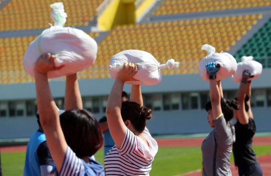 합격자 36% 순위 뒤집힌 환경미화원 채용, 공정성 잃은 면접 시스템