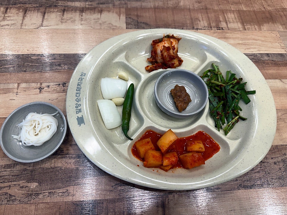 밀양순대돼지국밥 모라점 사진 5