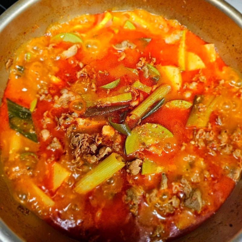 우삼겹 애호박 고추장찌개 레시피, 다담 강된장 하나로 국물 맛 살렸습니다.