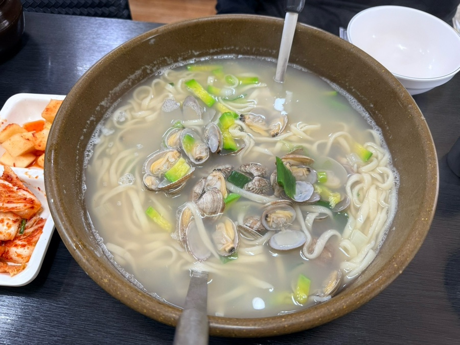 바지락손칼국수 사진 5