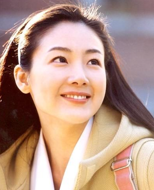 "다시보니 진짜 예뻤네..." 45살에 첫 출산한 원조 한류스타, 독보적인 리즈시절과 근황