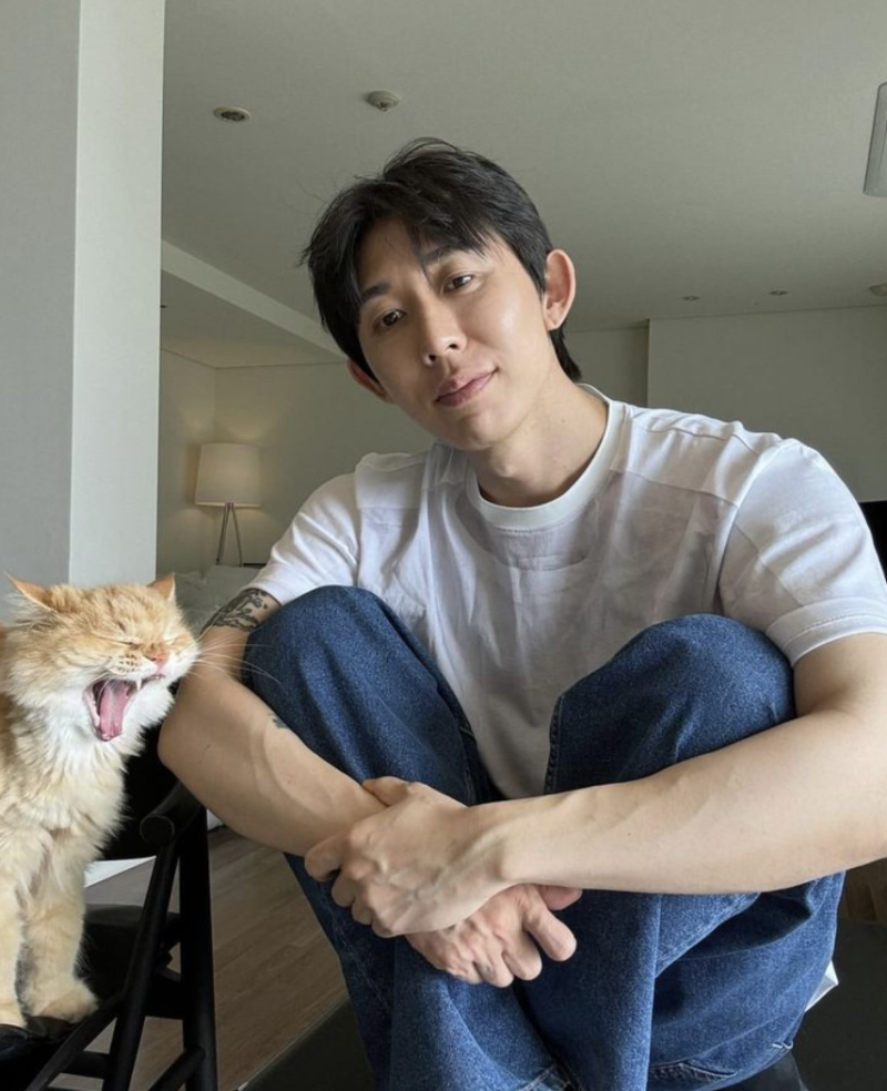 "8년 열애 끝?" 코드 쿤스트 결별 소식, 팬들 가슴 먹먹해진 찐이유