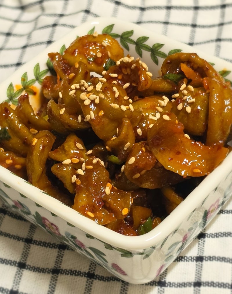 제철 매실장아찌 고추장 무침 매실장아찌 레시피 밑반찬 만들기