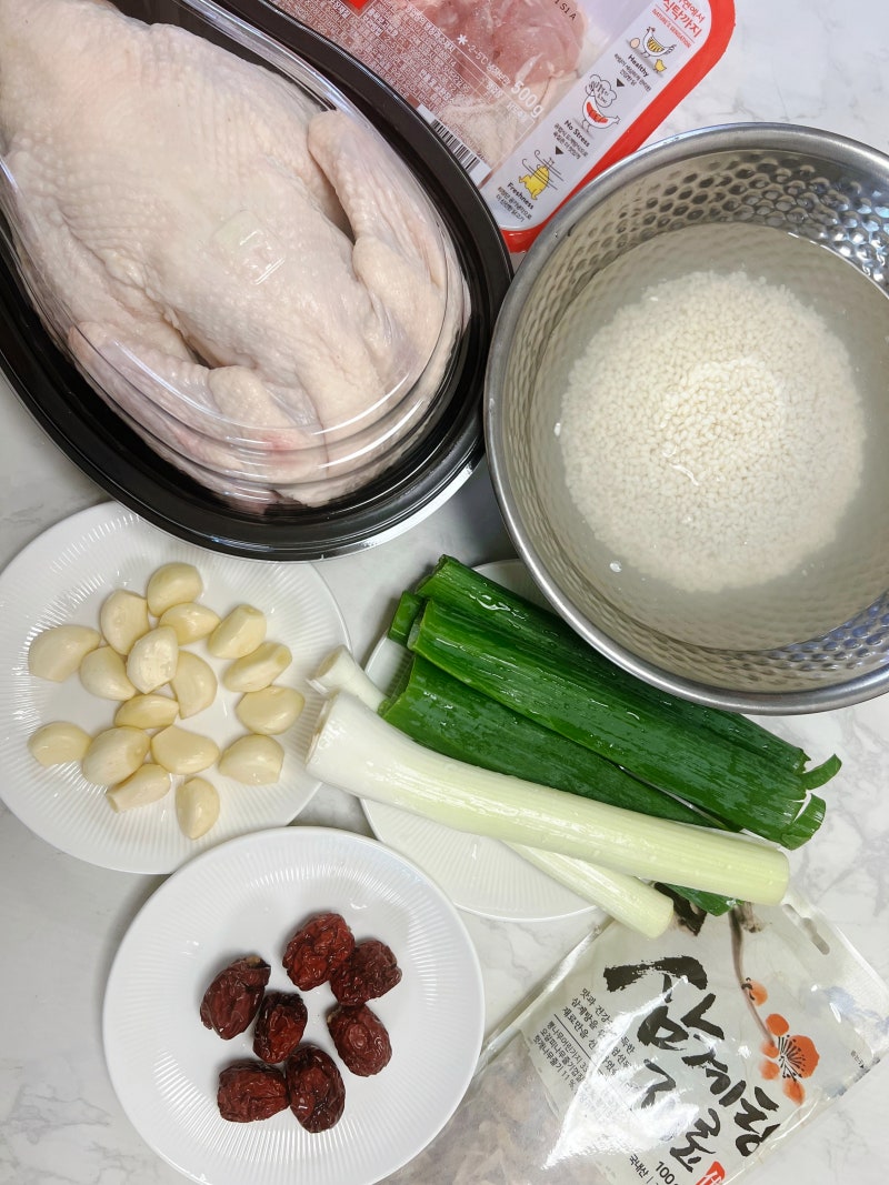 닭다리 듬뿍 넣은 찹쌀 삼계탕 만들기