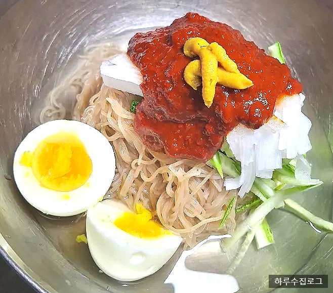 비빔냉면 만들기, 숙성 없이 10분 만에 끝내는 황금 레시피 (양념장 비율 포함)