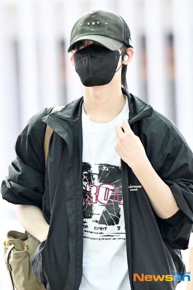 ENHYPEN Sunoo's Hats: Charity Auction and Airport Fashion Trends
