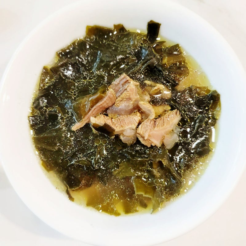 미역국 소고기 부위 추천 깊은 국물 맛이 일품인 한우 스지 사태 미역국 레시피