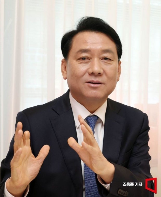민주당 이광재 국회 의원 프로필 고향 학교 이력 예결위원장 예산결산특별 상임 역할 하는 ....