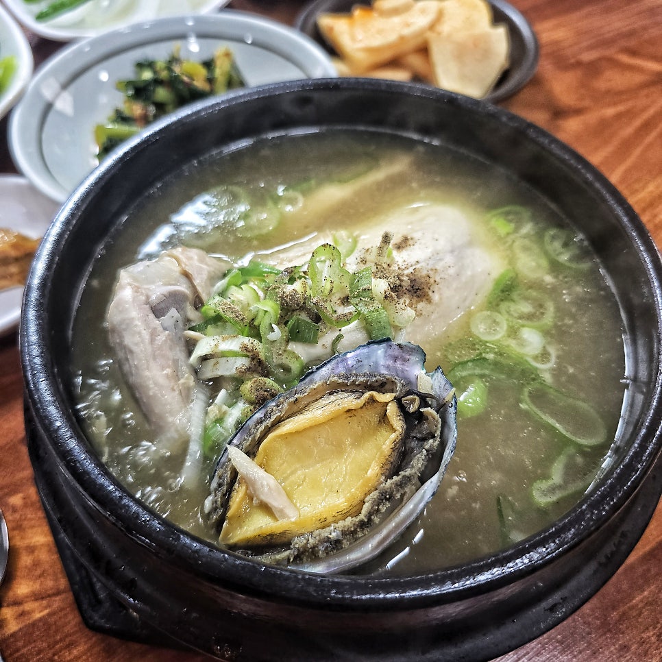 Namgyeongsamgyetang photo 2