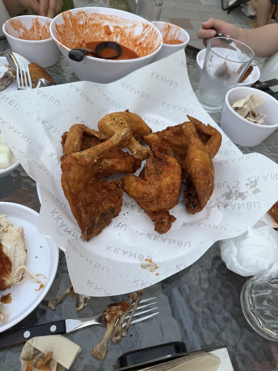 깐부치킨 고산점 사진 4