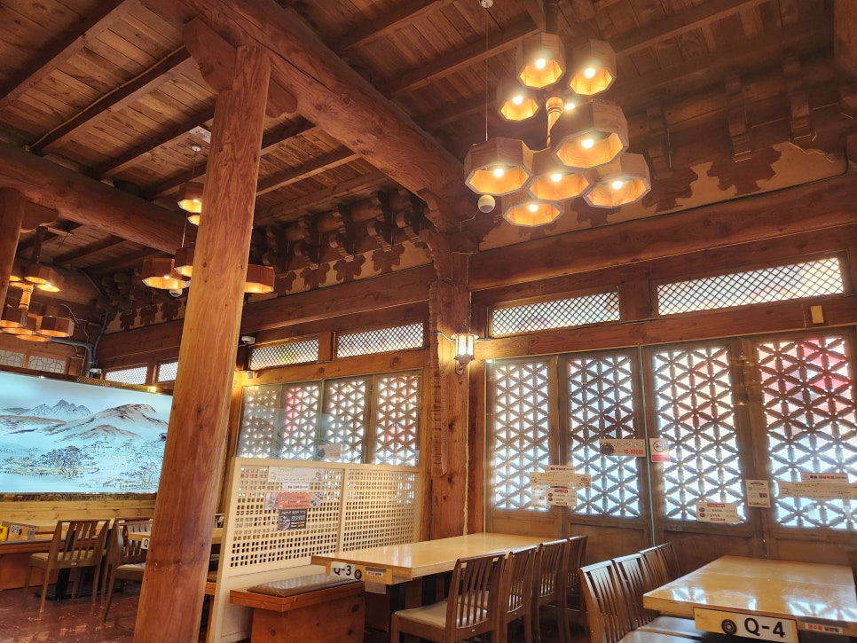 나랏님이천쌀밥 본관 사진 1
