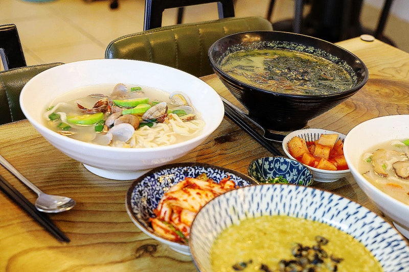 현지인도 줄 서는 중문 찐 맛집, 나성수두리보말톳칼국수 완벽 총정리!!
