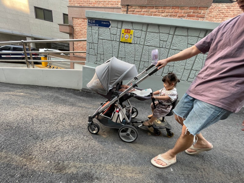 엘레니어 유모차 보조의자 키즈슬래드 사용후기 등원 필수템 장단점