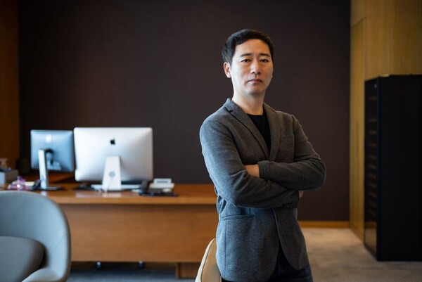 <b>위메이드</b> 박관호 의장, 중국 투자사에 9200억원 규모 <b>지분 매각</b>