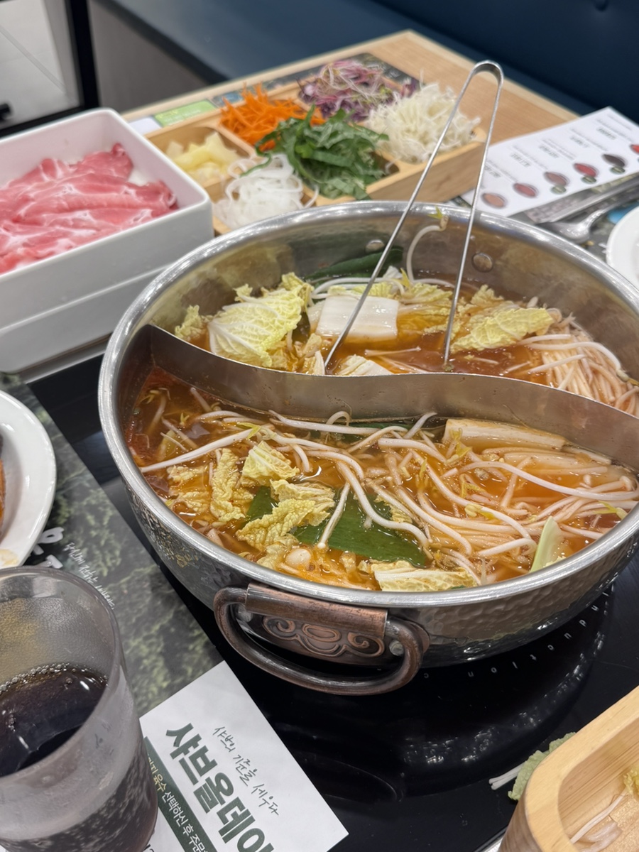 샤브올데이 수원금곡점 사진 6