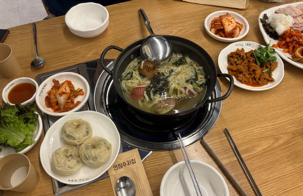 한강로칼국수 동여의도점 사진 3