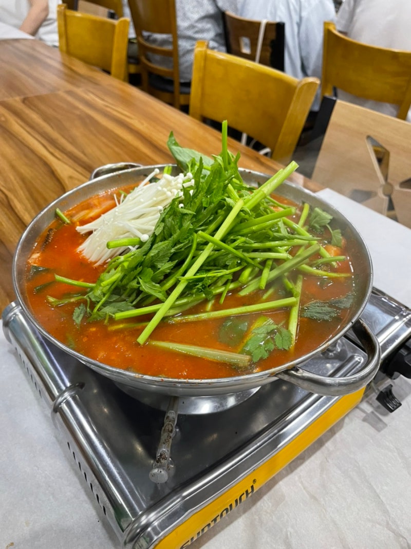 단양 구경시장 부근 맛집: 가족끼리 방문하기 좋은 '단양민물매운탕쏘가리 전문점'