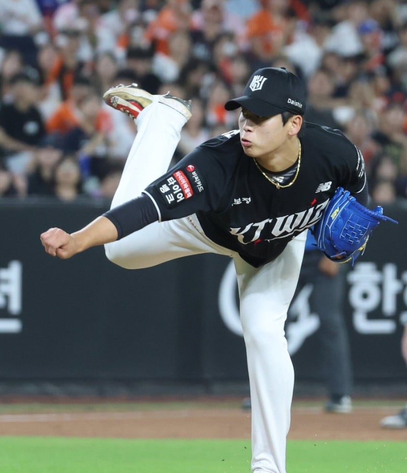 역대급 대혈투! 9회 초 대폭발한 KT와 동생에게 홈런 맞은 박영현? (7/1 KT vs 한화 하이라이트)