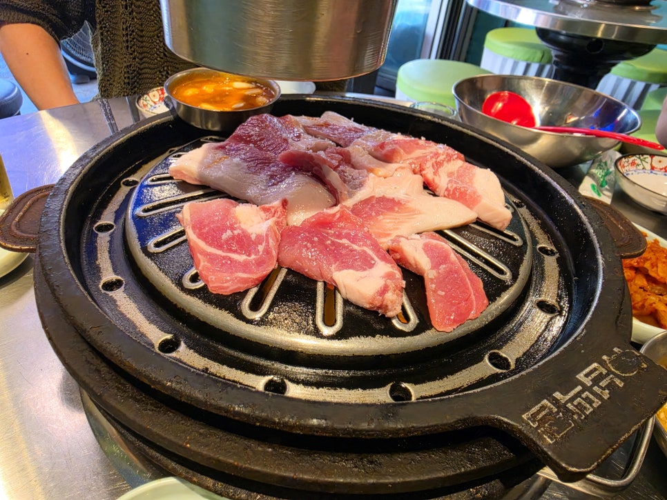 Neopttakjip Yeokchonbonjeom photo 4