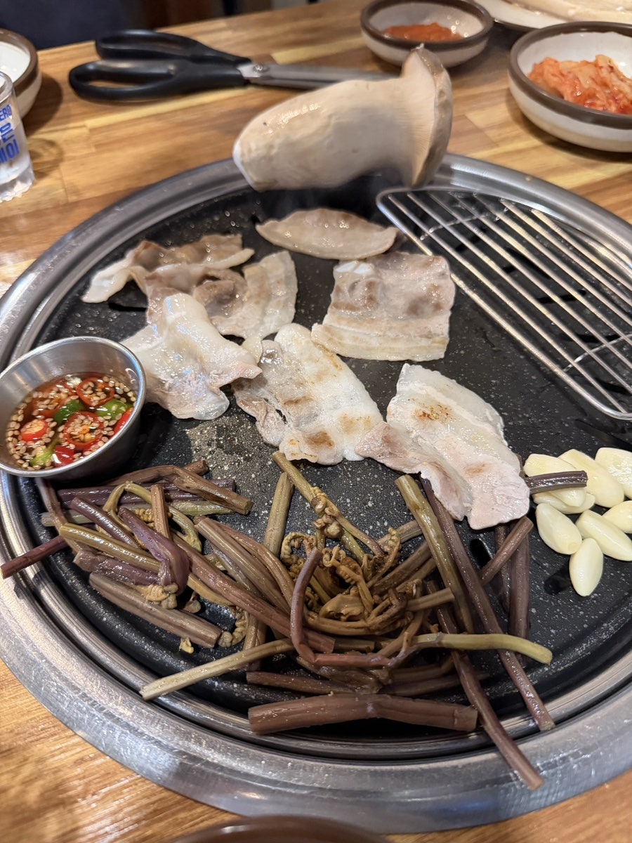 김해뒷통&삼겹 화명본점 사진 4