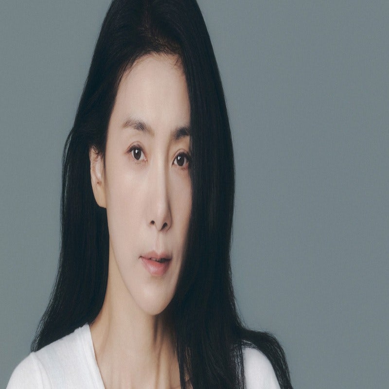 김서형, 깊어진 카리스마 담은 새 프로필 공개!