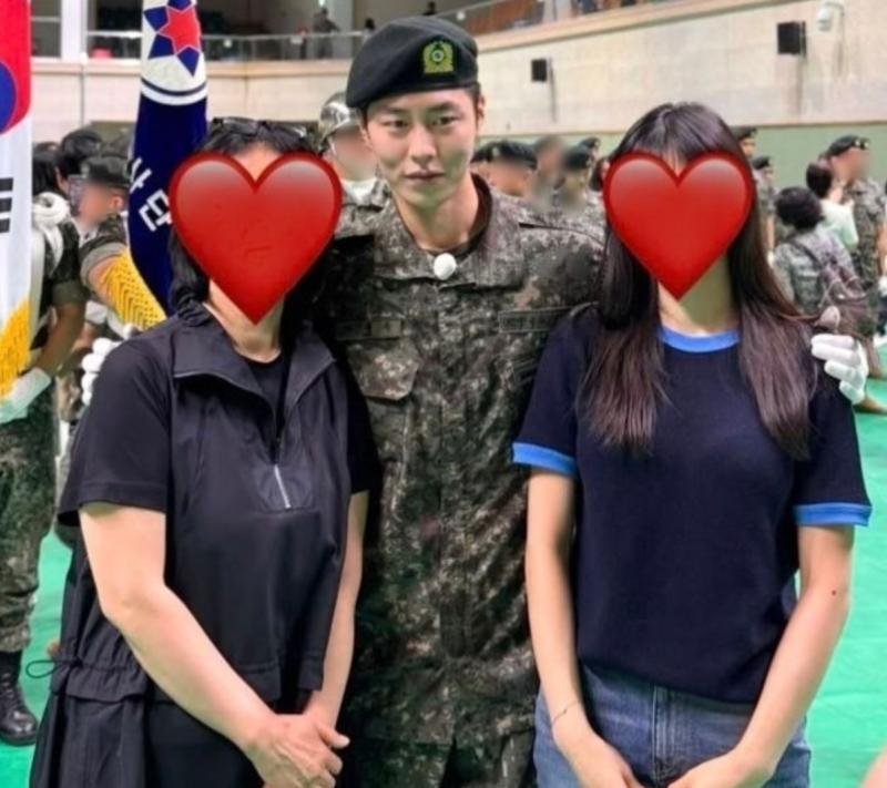 이재욱 188cm 군복핏 훈련소 수료, 베레모 사진보다 더 반가운 근황