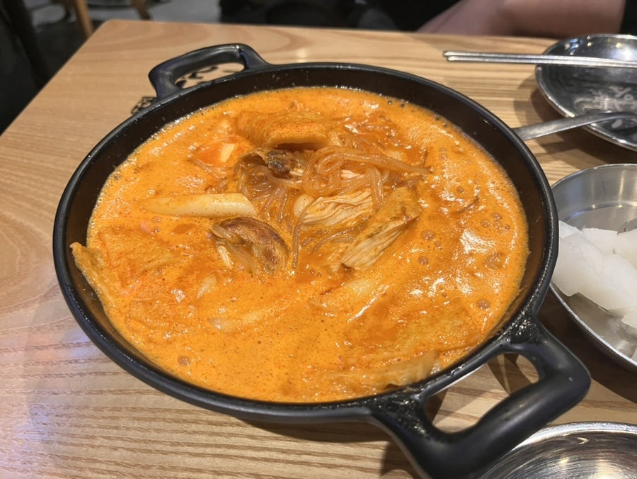 누구나홀딱반한닭 용인언남점 사진 7