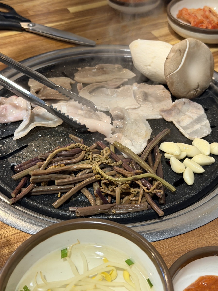 김해뒷통&삼겹 화명본점 사진 3