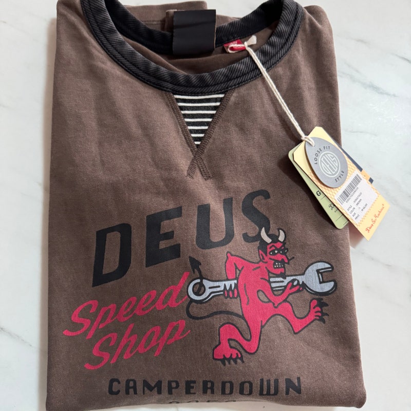 데우스(DEUS), 호주 시드니에서 시작한 스트릿 패션 브랜드에서 판매하는 그래픽 반팔 티셔츠 ....