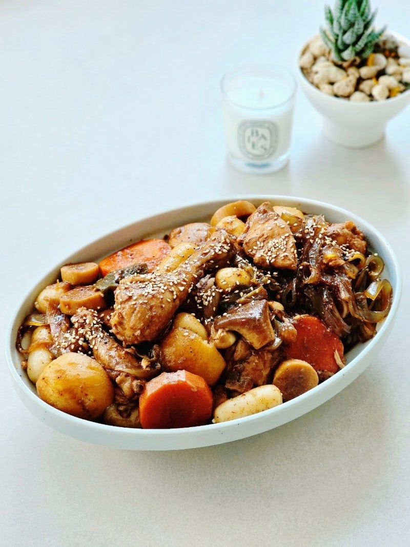 닭볶음탕 이렇게 해보세요. 아이들도 잘 먹는 간장 찜닭 레시피