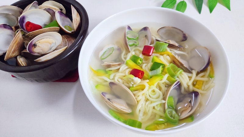 백합탕 끓이는법 7월 제철 해산물 백합 조개 해감 후 조개탕 칼국수 요리
