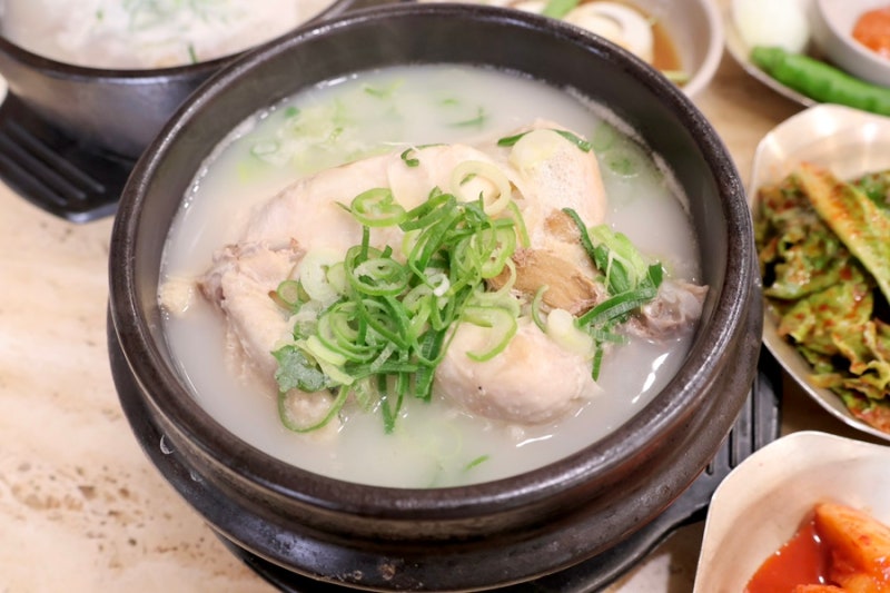 광주 서울깍두기 상무점 여름철보양식 삼계탕 아기랑 가기좋은 광주식당추천