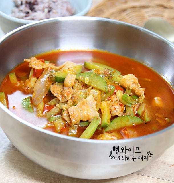 속이 풀리는 얼큰한 광주식 애호박 찌개, 제철 애호박 요리