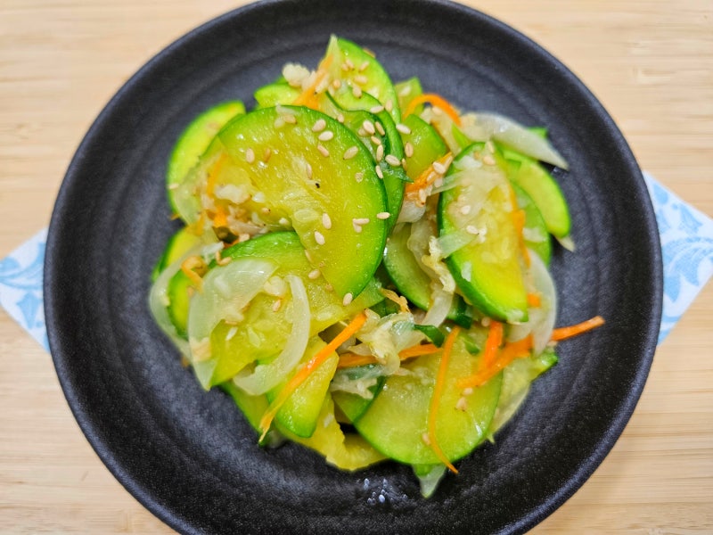 애호박볶음 맛있게 만드는 법! 새우젓에 참치액 한 스푼