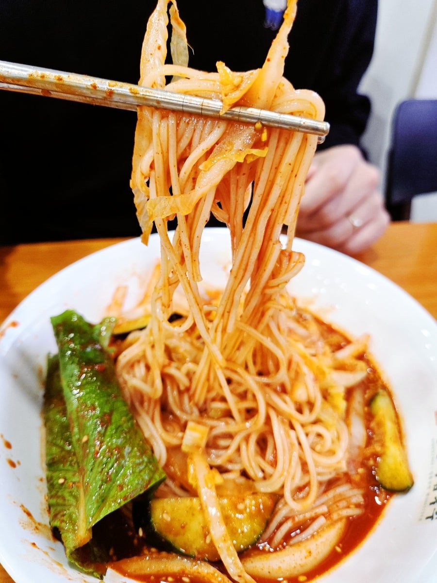 망향비빔국수 경기광주점 사진 1