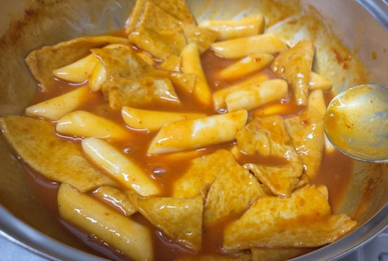 집 떡볶이 만들기 / 초간단 떡볶이 레시피인데 맛은 장담 못함 / 맵찔이 떡볶이