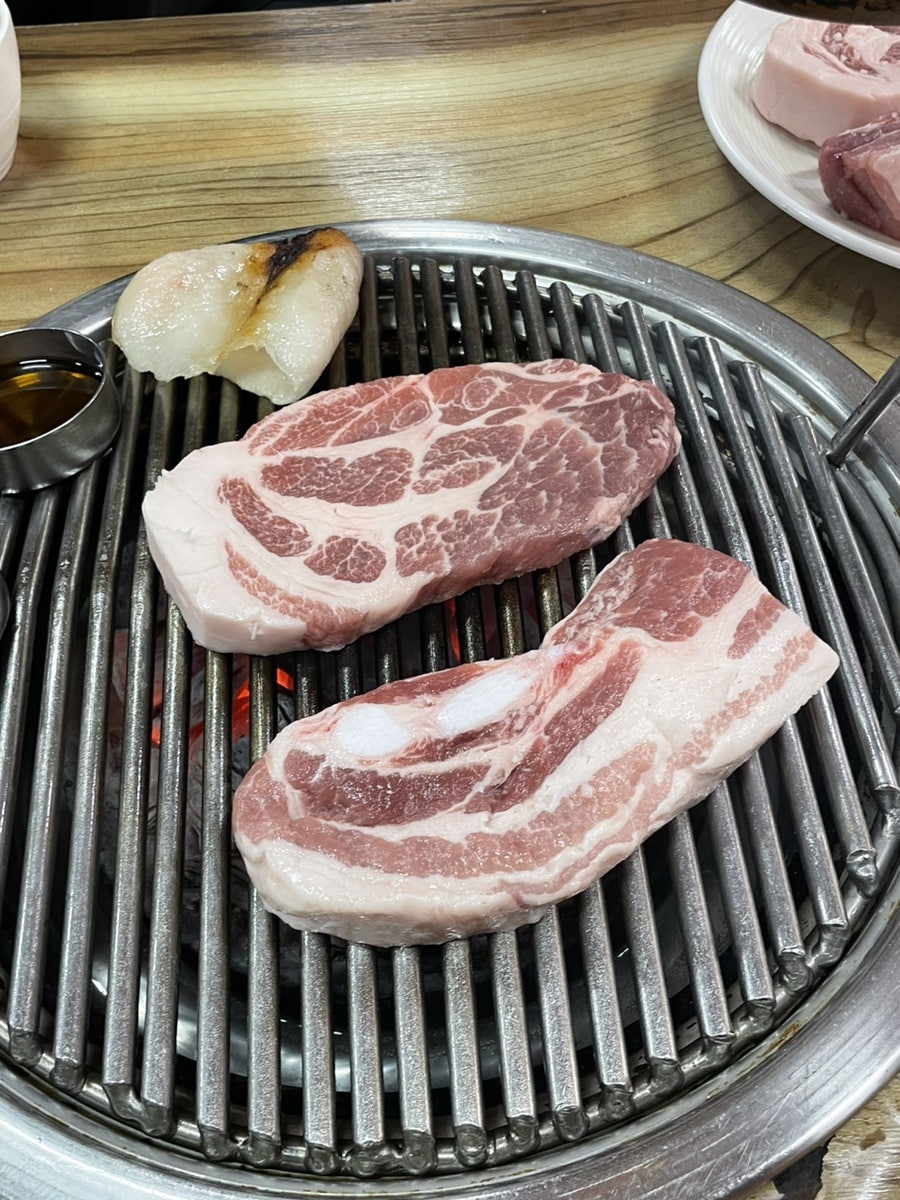 Donjanggunjumeokgogi photo 1